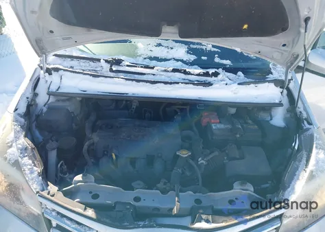 2015 Toyota Yaris Le z USA, uszkodzony, nr VIN VNKKTUD33FA051823